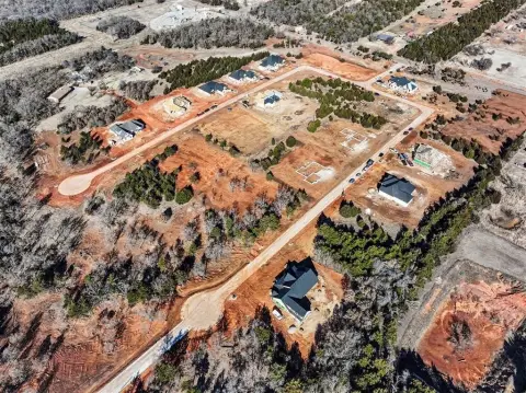 Residential Land in Guthrie, OK