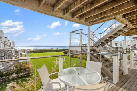 Resort Studio Co-Op with Oceanview Deck