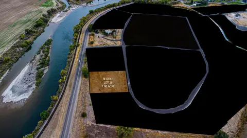 Residential Acreage Near Snake River