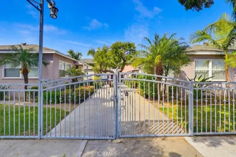 Well-Maintained Quadplex