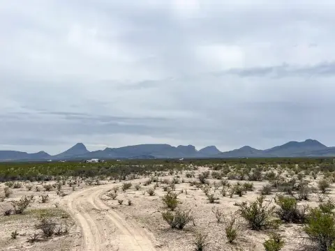 Terlingua Land with Mountain Views