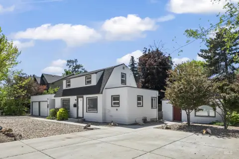 Updated Triplex with Fenced Yards