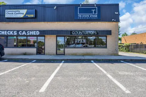 Storefront Suite with Private Office