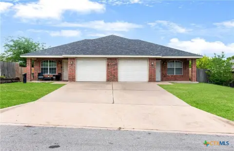 Spacious Duplex in Temple, TX