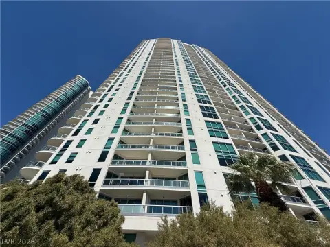Las Vegas High-Rise Condo