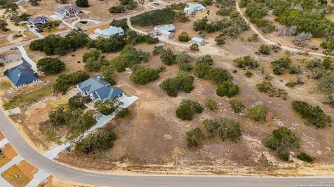 Residential Land in Belle Oaks