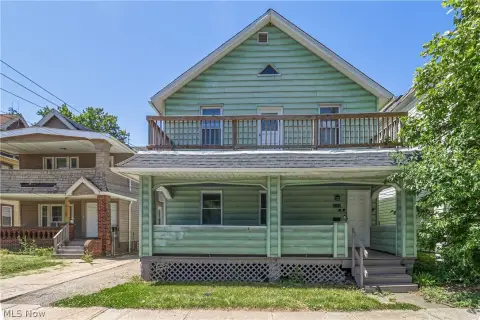 Duplex with Income-Generating Upper Unit