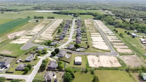Residential Land in Alvord, Texas