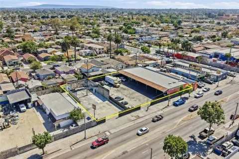 Industrial Auto Repair & Towing Facility