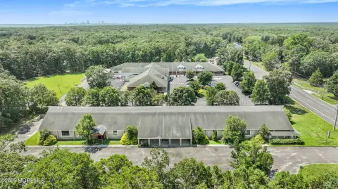 Zoned HD-1 Commercial Building