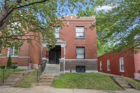 Updated Duplex in Gravois Park
