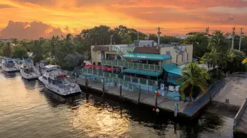 Key Largo Oceanside Commercial Building