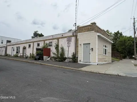 Two-Unit Income Duplex with Garages