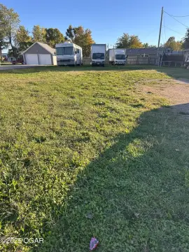 Residential Lot in Carthage, MO