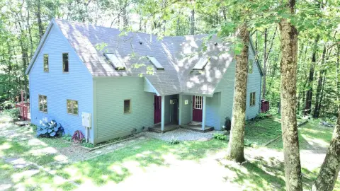 Post-and-Beam Duplex with Decks