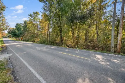 Private 1.4 Acre Land Parcel