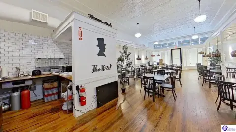 Historic Downtown Hodgenville Commercial Opportunity
