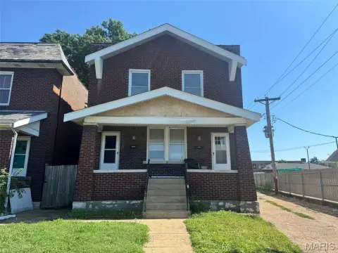 Renovated Two-Unit Duplex with Patio