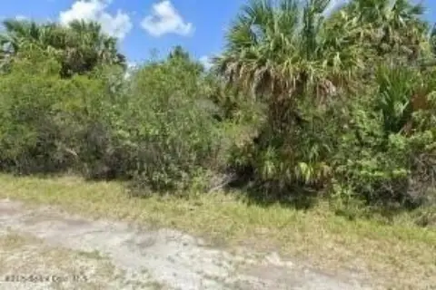 Vacant Lot in Palm Bay