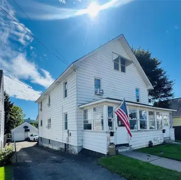 Six-Bedroom Duplex