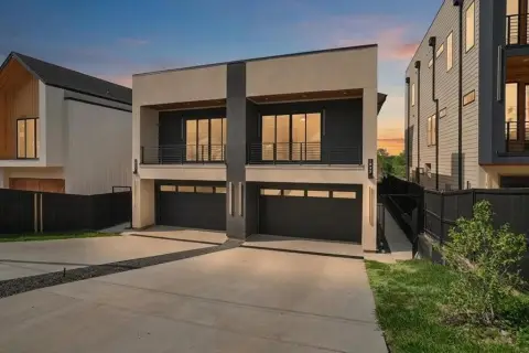 New Construction Duplex with Rooftop