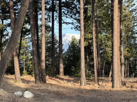 Land with Bluff Views