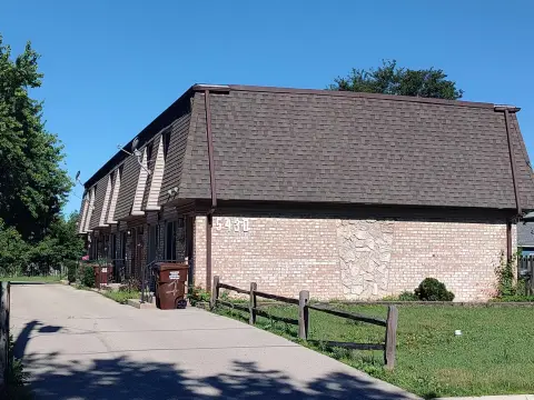 Residential Income Apartment Building