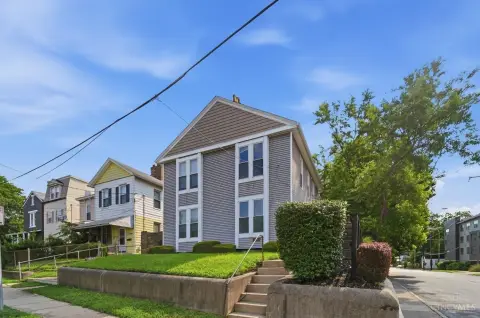 Renovated Duplex With Private Entrances