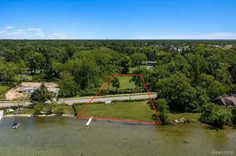 Lakefront Residential Land with Dock