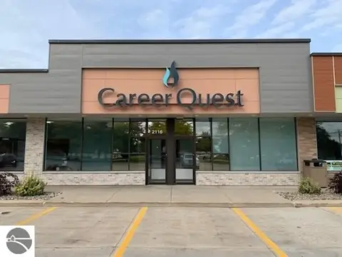 Stadium Mall Retail Space