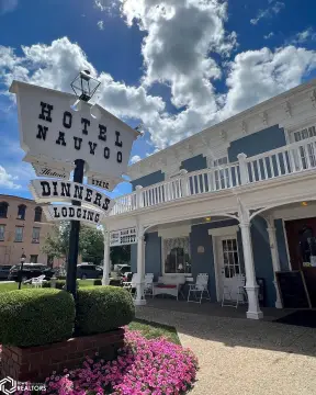 Historic Hotel in Nauvoo, Illinois