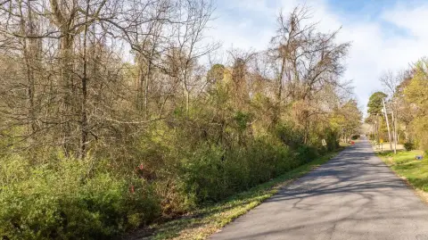 Residential Lot in Established Subdivision