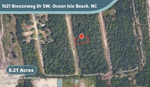Vacant Coastal Lot in Community