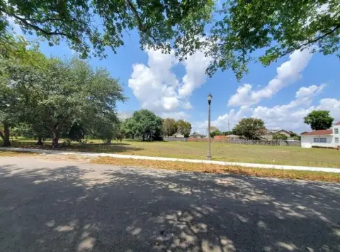 Davie, FL Residential Lot
