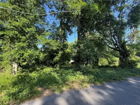 Residential Lot in Established Neighborhood