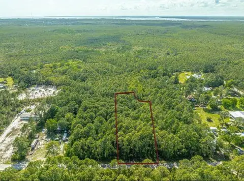 Eastpoint Acre Lot Near Apalachicola