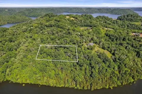 Lakefront Recreational Land Parcel