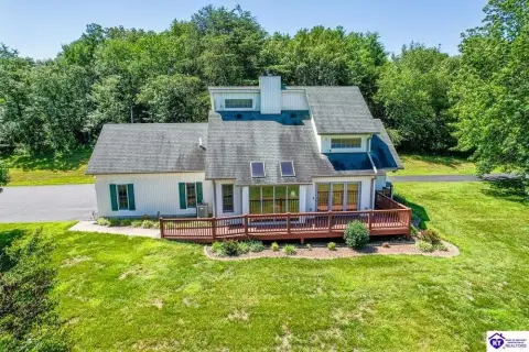 1.5-Story Residential Farm with Workshop