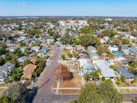 Buildable Lot in Historic Kenwood