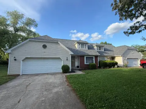 Duplex with Two-Car Garages
