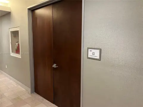 Downtown Miami Corner Office Suite