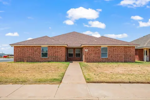 Remodeled Duplex with Private Yard