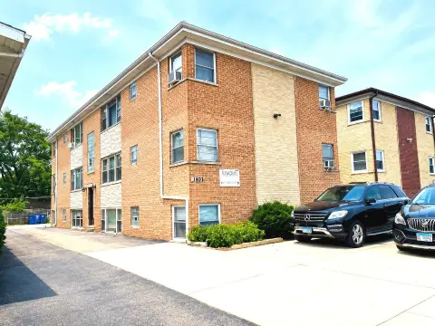 Six-Unit Brick Apartment Building