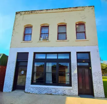 Live/Work Property with Highway Frontage