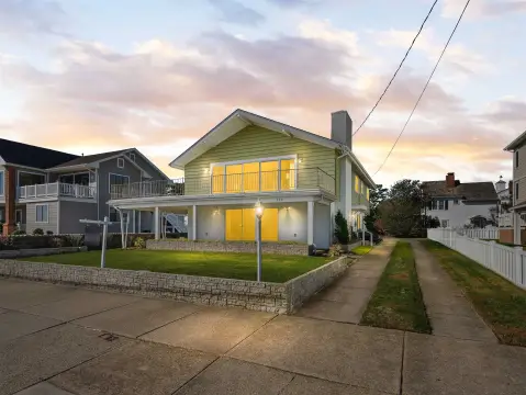 Oceanfront Lot in Gardens Section