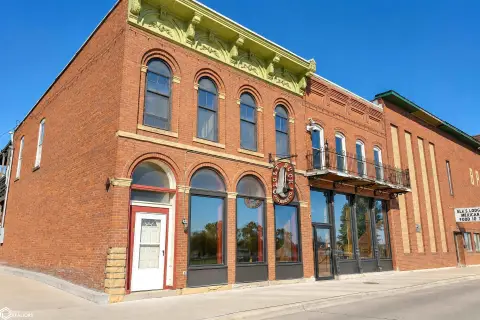 Bar and Brewery Building