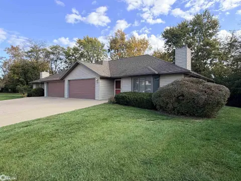 Two-Unit Duplex with Garages