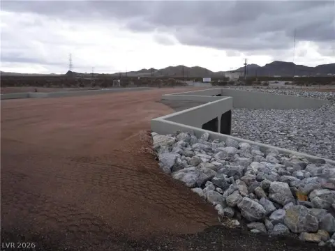 Heavy-Industrial Zoned Open Yard Land