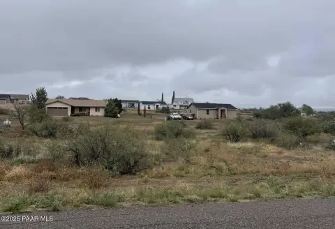 Residential Land in Mayer, AZ