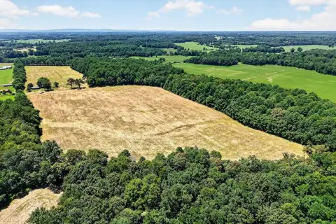 Acreage Tract Approved for 3-Bed Home